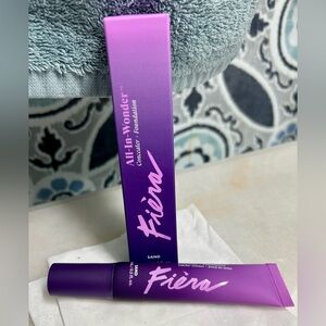 Fiera All-in-Wonder Concealer Foundation - Sand